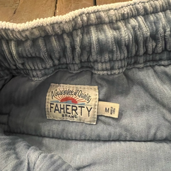 FAHERTY
6" Drawstring Cord Short - Picture 11 of 11
